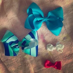 Hair bows